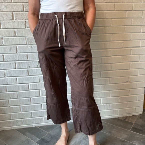 Pact Organic Cropped Pants - Picture 1 of 2